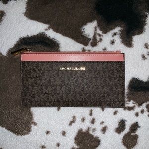 Michael Kors slim wallet